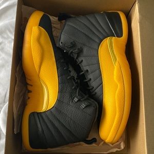 Jordan retro 12s university gold/black